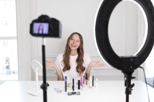 Cara Live di Shopee Biar Rame Penoton Untuk Pemula